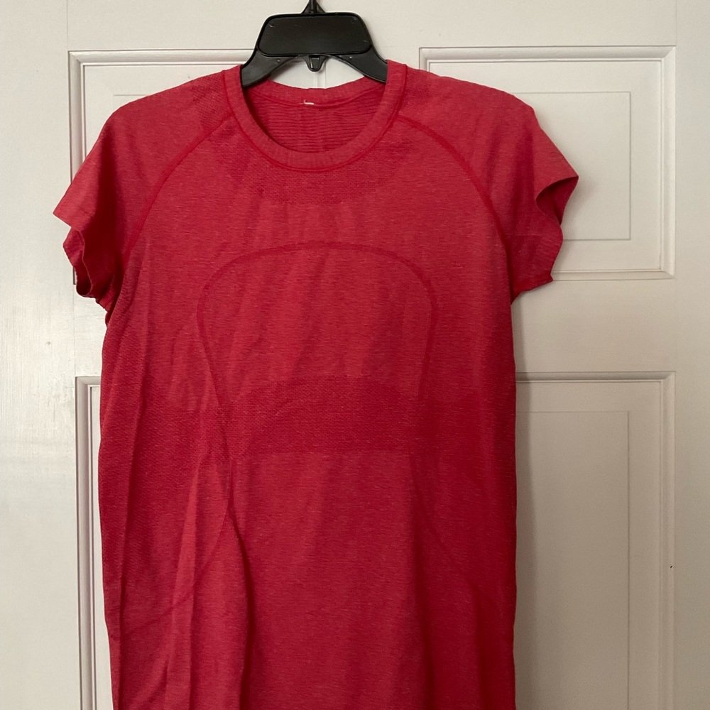 Lululemon Swiftly Tech Short Sleeve Shirt size 10